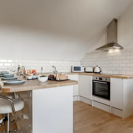 2 Bed In Newquay 82512 Holiday home